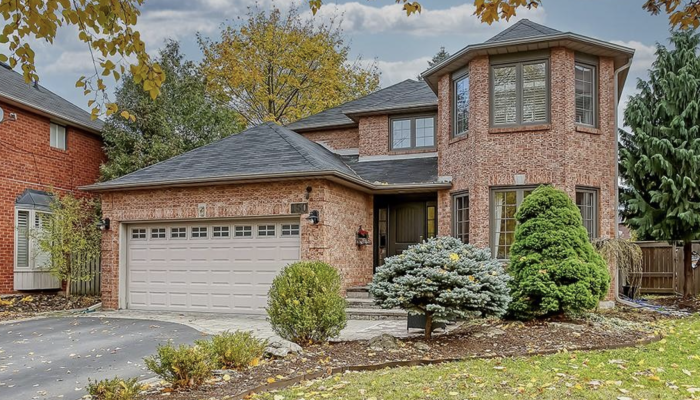 150 Triller Place, Oakville, L6L 6J1